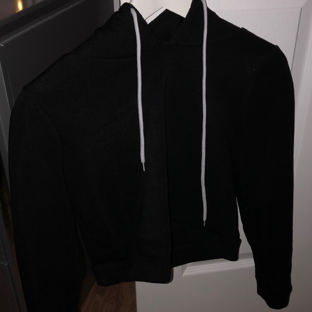 Black Cropped Hoodie
